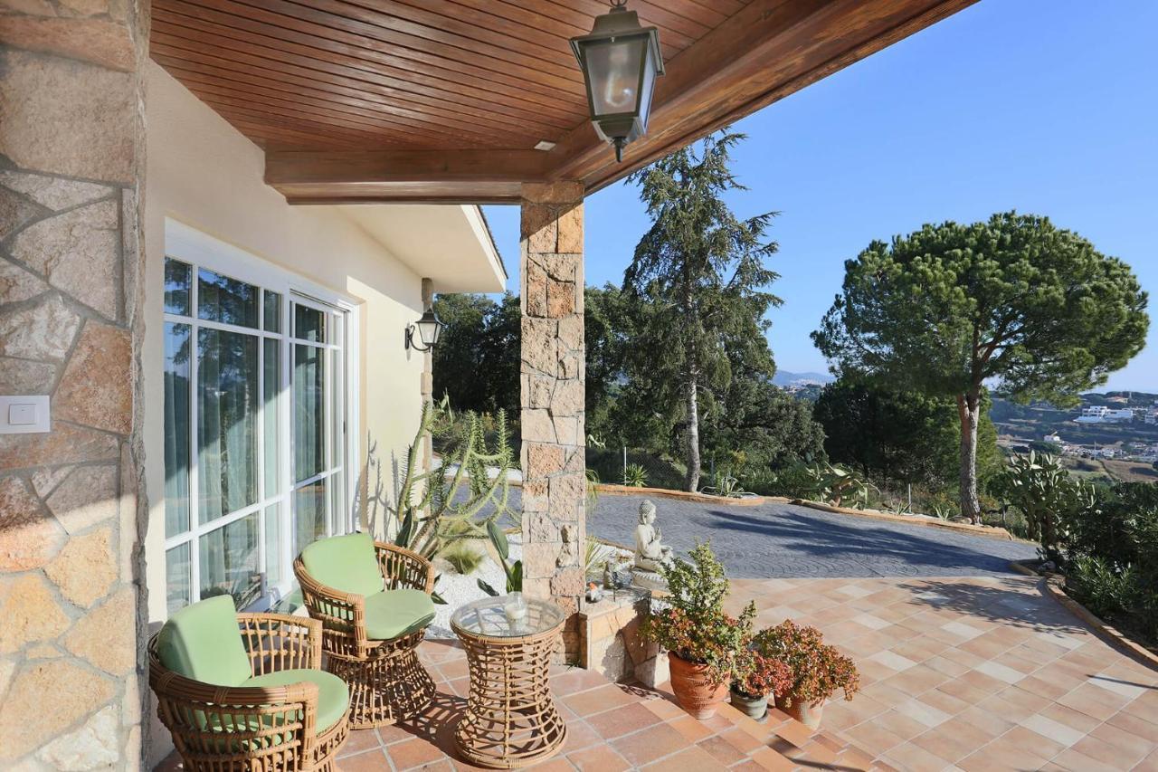 Homestay Villa Estrella - Costa Brava Калелья Екстер'єр фото